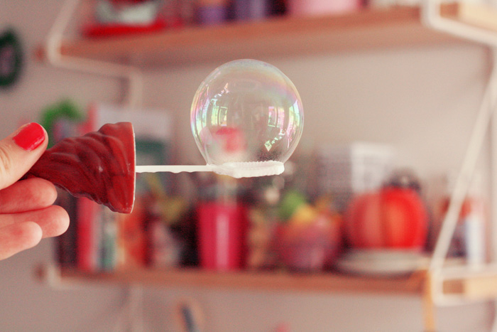 Les recettes de liquide à bulles géantes - La CLEF